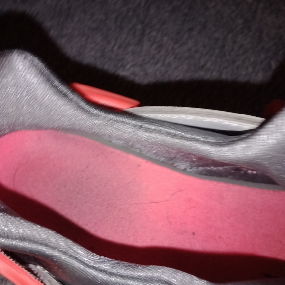 Nike shoes - Picture 6 of 6